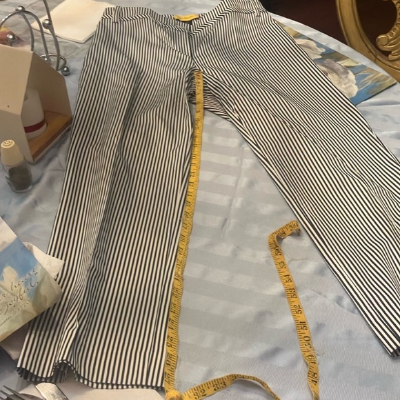 St John Black White Striped Pants Size 8 - - Picture 7 of 8